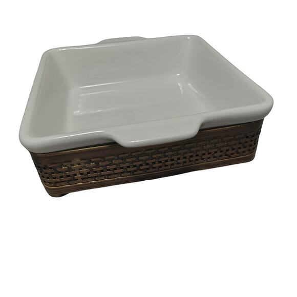 Vintage Avon Basketweave Oven to Table Server 2 qt Square Baker 9" x 9" x 2 1/2" - Picture 1 of 7